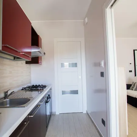 House Apartment *